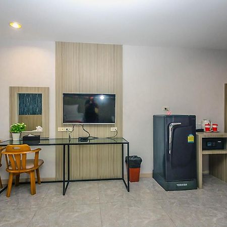 Embryo Hotel Паттайя Экстерьер фото